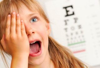 Çocuklarda göz kuruluğu nasıl geçer? Daha az kırpıyorsa…